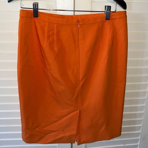Ann Taylor Size 8 Solid Orange Skirt - Picture 3 of 5
